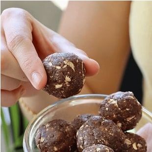 Date Energy Bites