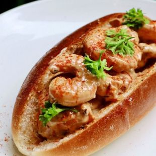 Harissa Prawn Rolls