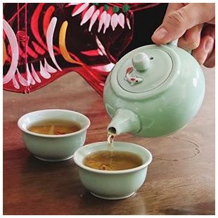 6 Treasures Herbal Tea (Liu Bao Cha)